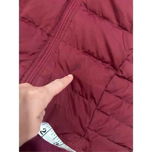 Land's End Maroon Puffer Full Zip Mock Neck Winter Puffer Holiday Vest size s - Picture 9 of 11